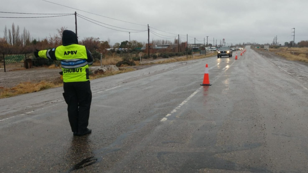 Continúa cortada la Ruta N°3 debido al fuerte temporal – Radio Del Mar ...